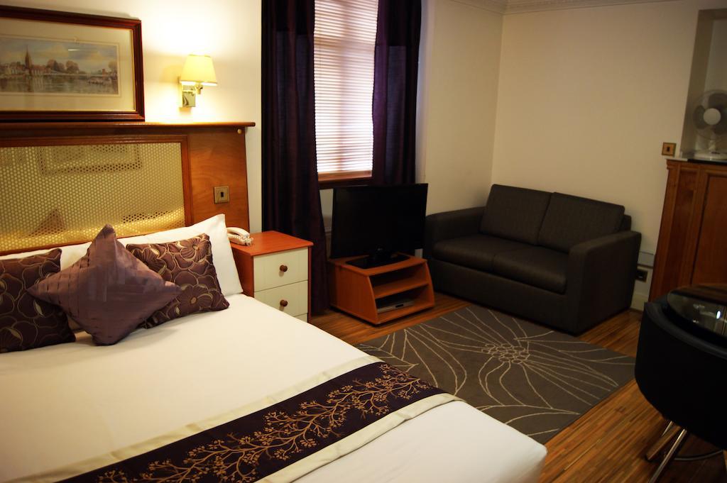 Westpoint Hotel Лондон Екстериор снимка