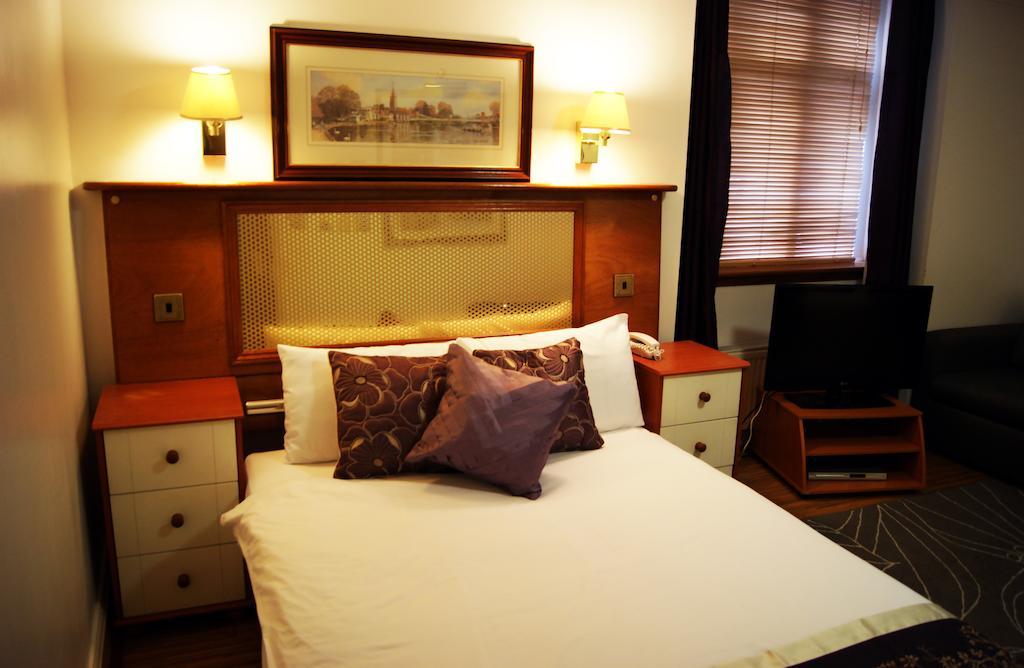 Westpoint Hotel Лондон Екстериор снимка