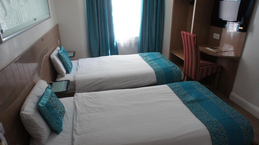 Westpoint Hotel Лондон Екстериор снимка