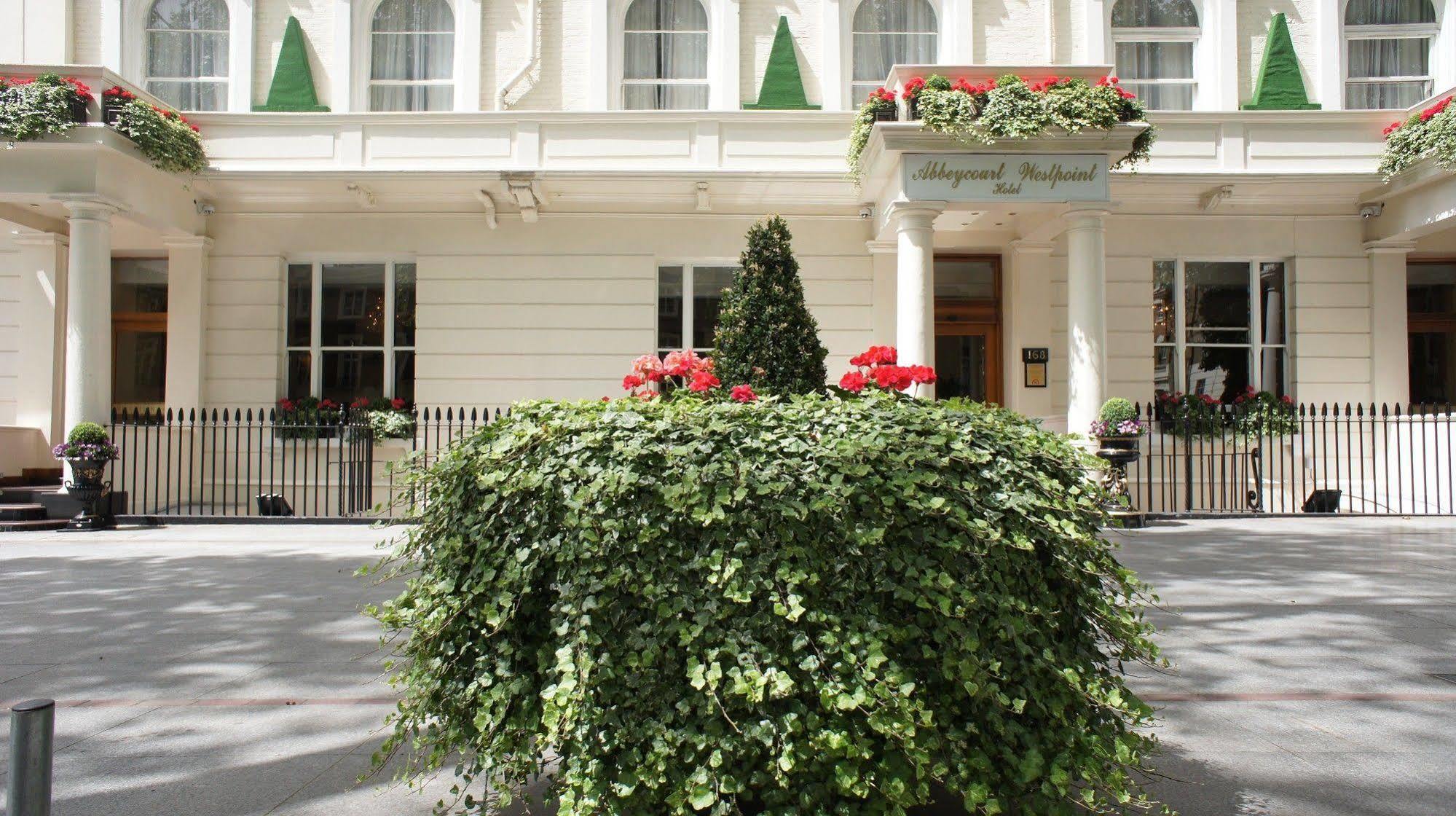 Westpoint Hotel Лондон Екстериор снимка