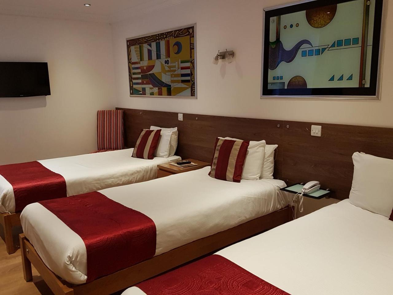 Westpoint Hotel Лондон Екстериор снимка